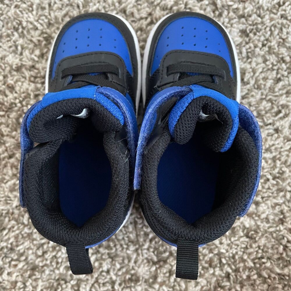 Size 7 / Toddler Boy Nike Sneakers - Picture 5 of 9